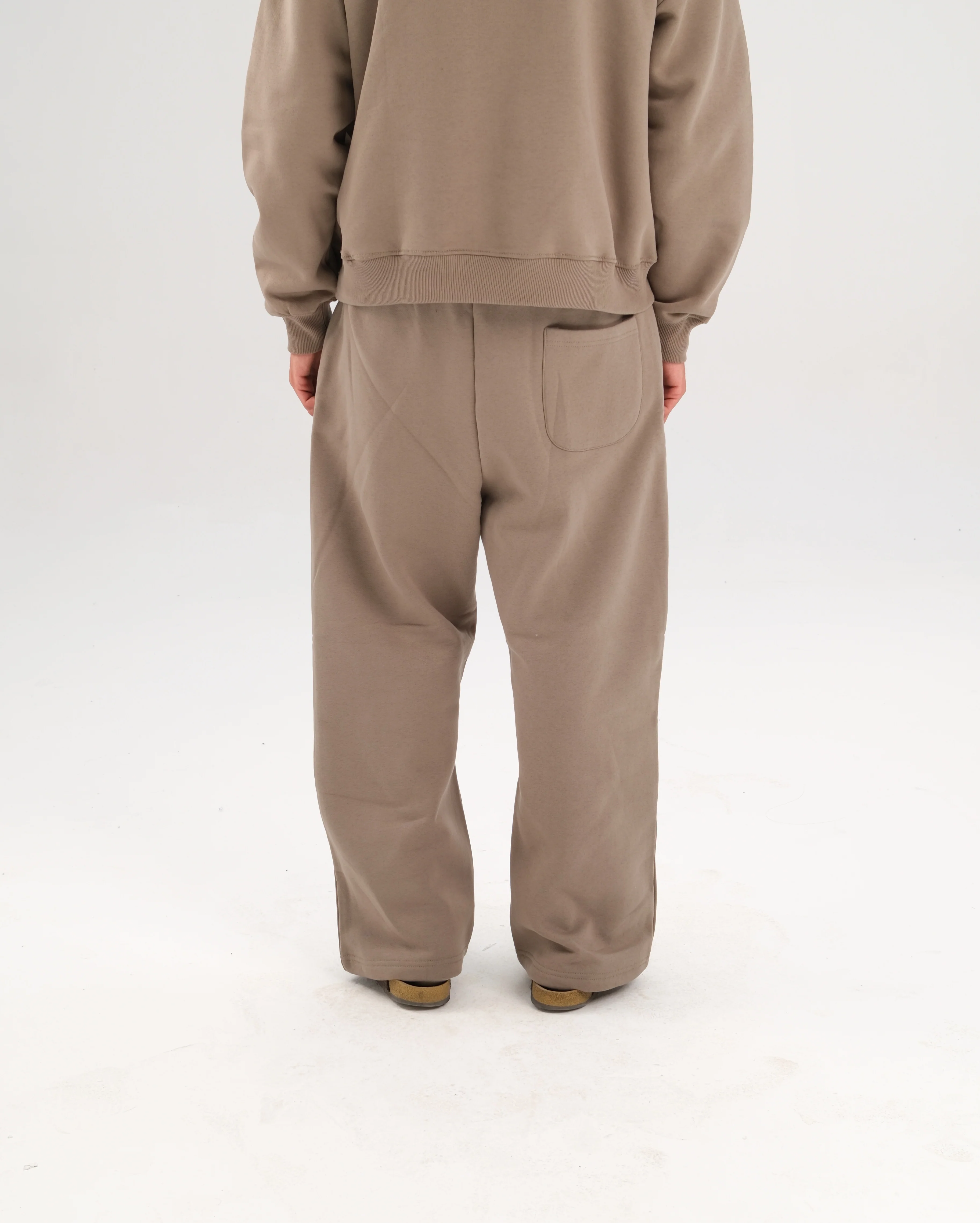 Heavyweight Sweats - Image 11