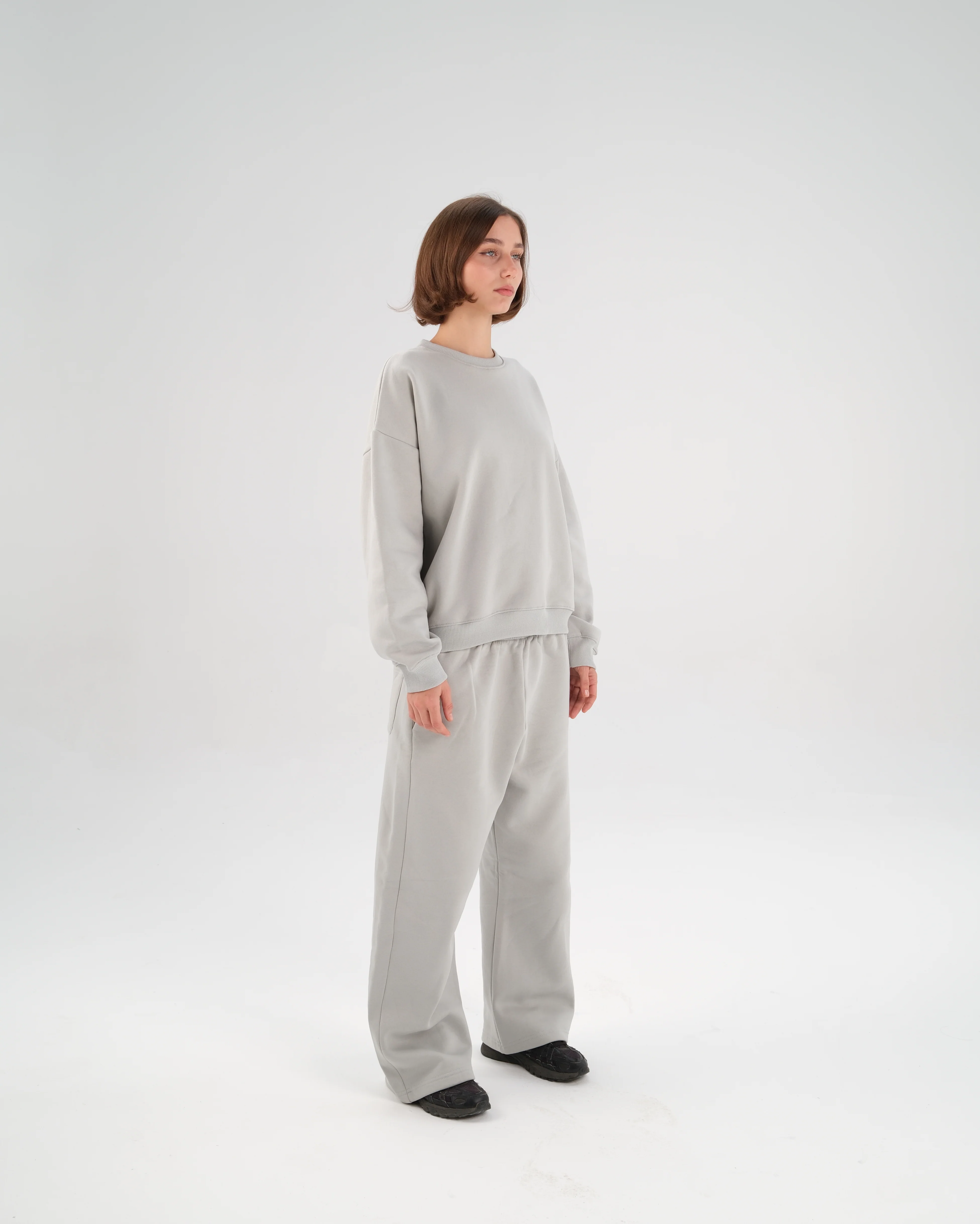 The Heavyweight Crewneck - Image 18