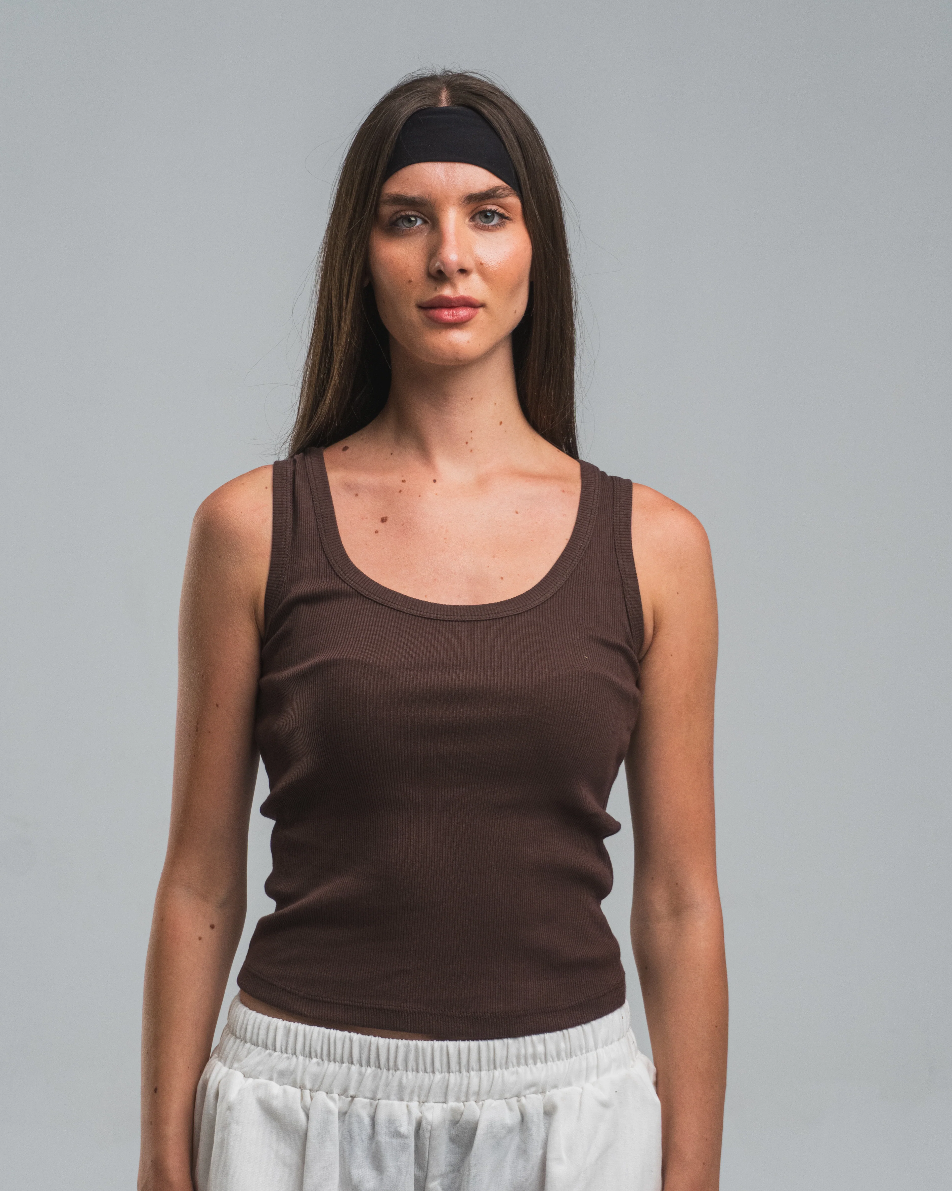 U-Shaped Tank Top - Image 22