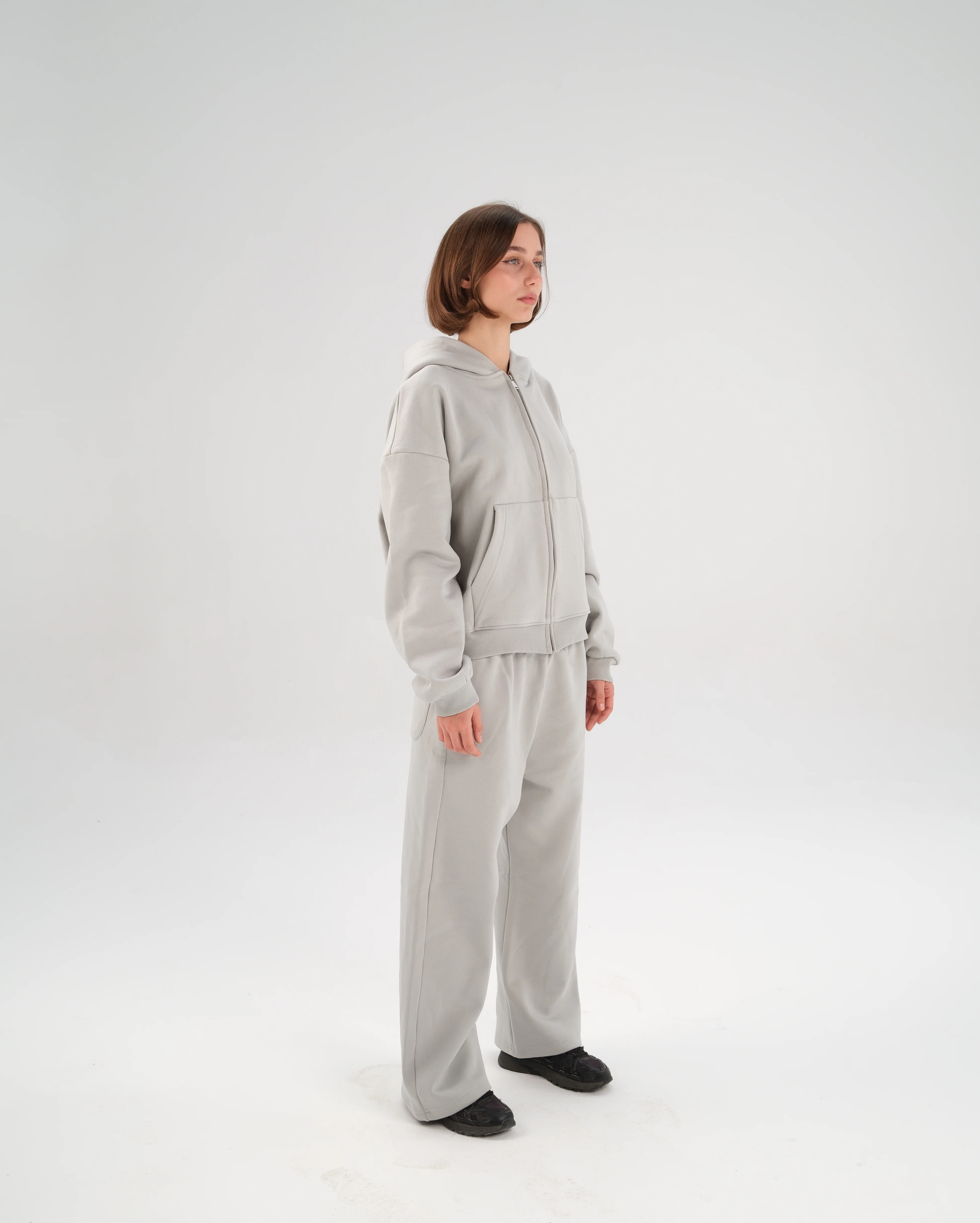 The Heavyweight Zipup - Image 21