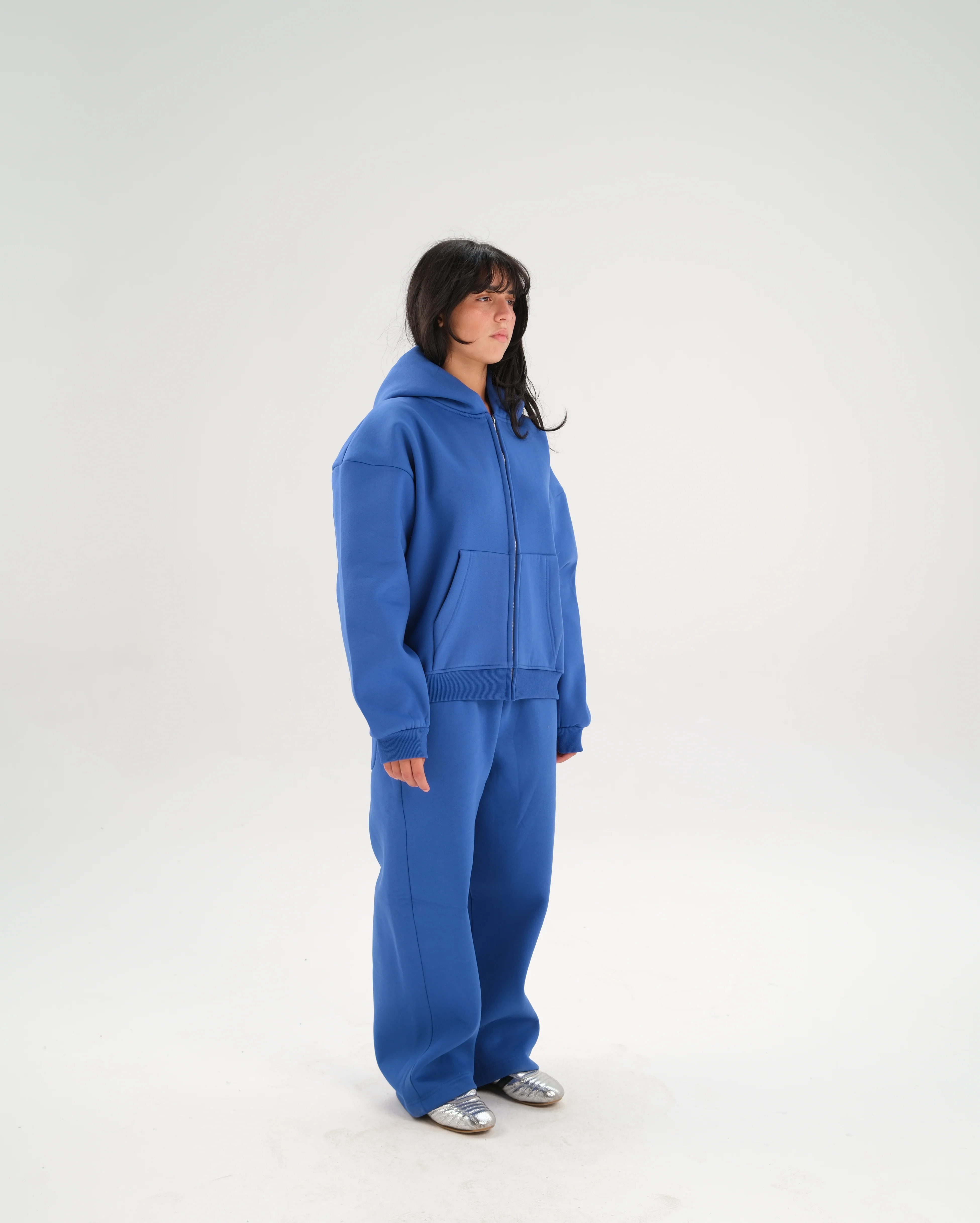 The Heavyweight Zipup - Image 24